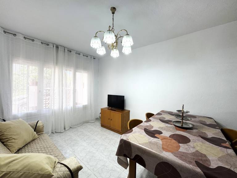 Rental apartment with 4 rooms for 8 persons — photo 3