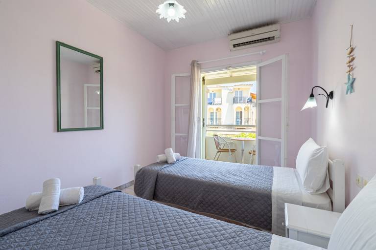 Apartment 'Alexandros Studios 2' with Shared Pool, Wi-Fi and Air Conditioning — photo 5