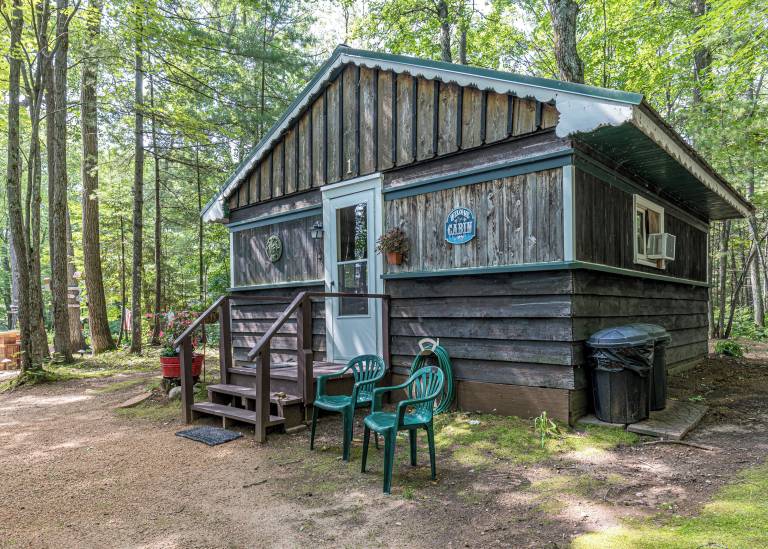 Cabin  Lake Tomahawk