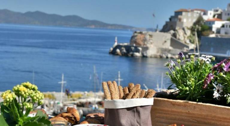Douskos Port House — photo 5