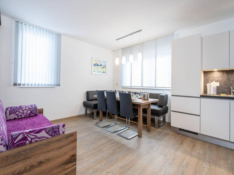 Holiday apartment with patio — photo 4