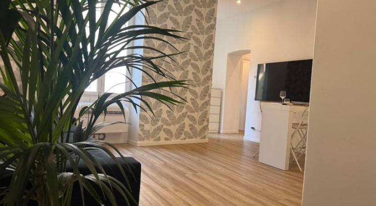 Holiday apartment with 1 room for 4 persons in Sanremo