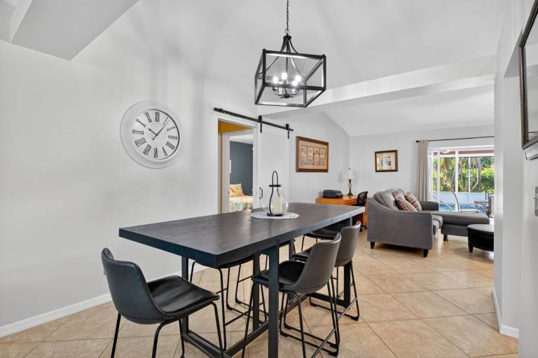 Family-friendly lovely vacation home with private pool & grill | Pets allowed — photo 4
