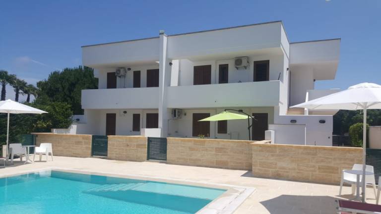 Villa with garden & private pool — photo 5