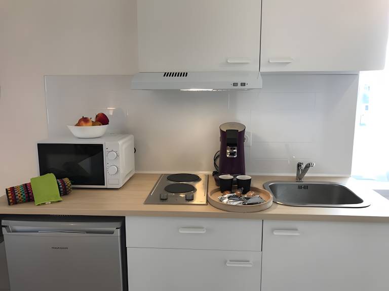 Studio Apartment Proche Centre ville mit WLAN
