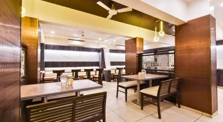 Hotel Shirdi Park Inn - 80 Meters From Sai Samadhi Temple — photo 3
