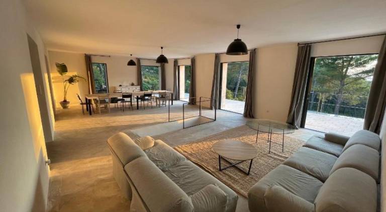 Wonderful villa with pool & hot tub | Pets are welcome — photo 2