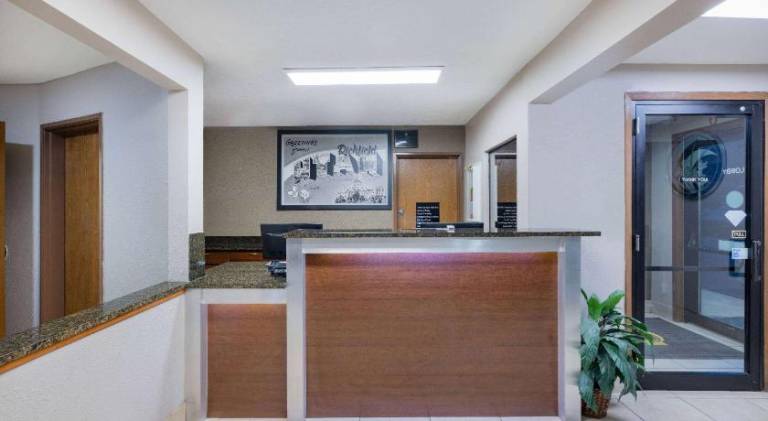 Super 8 By Wyndham Richfield Ut — photo 3