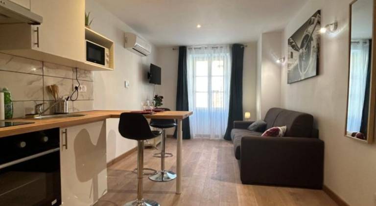 Rental apartment with 2 rooms for 6 persons in Gaillard