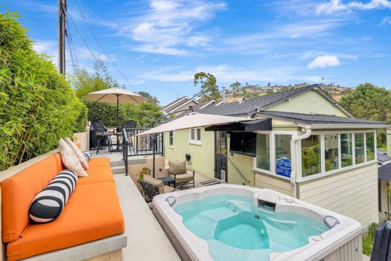 Pensione Laguna Beach