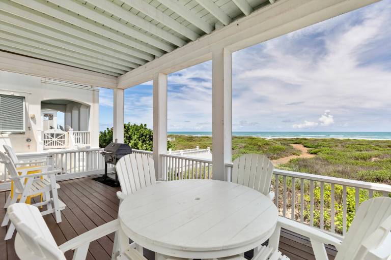 Paradise Found - Private Beachfront House — photo 2