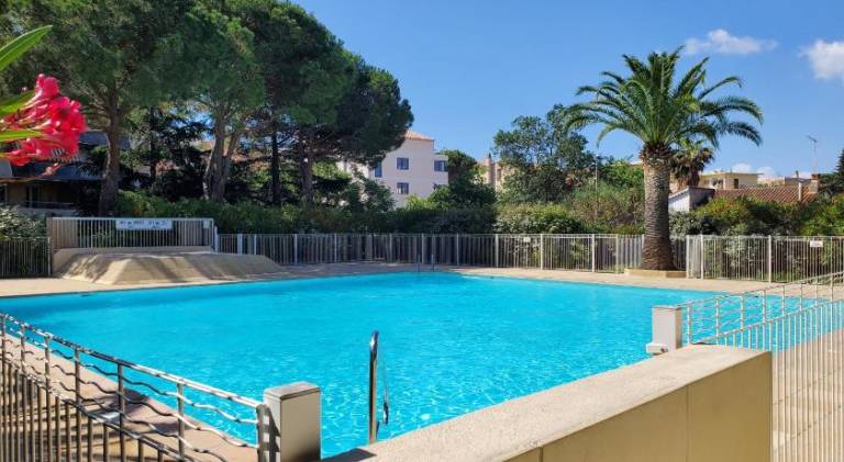 Nice rental apartment with pool | Close to the beach | Pets are welcome — photo 5