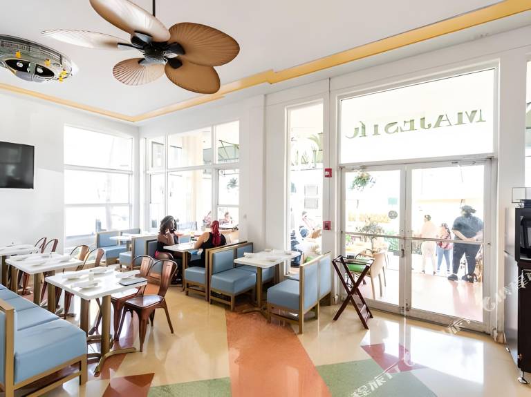Majestic Hotel South Beach, Trademark Collection by Wyndham — photo 3