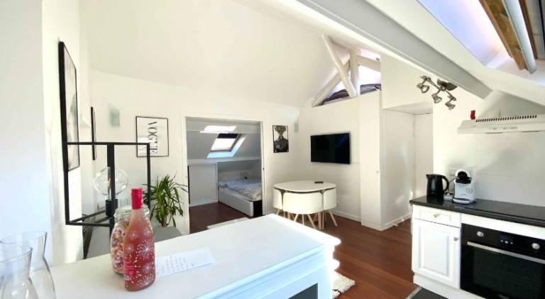 Rental apartment with 2 rooms for 4 persons — photo 3