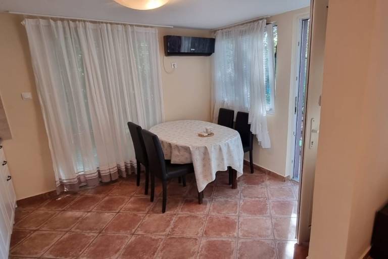 Fully equipped charming studio with terrace | Pets are welcome — photo 2