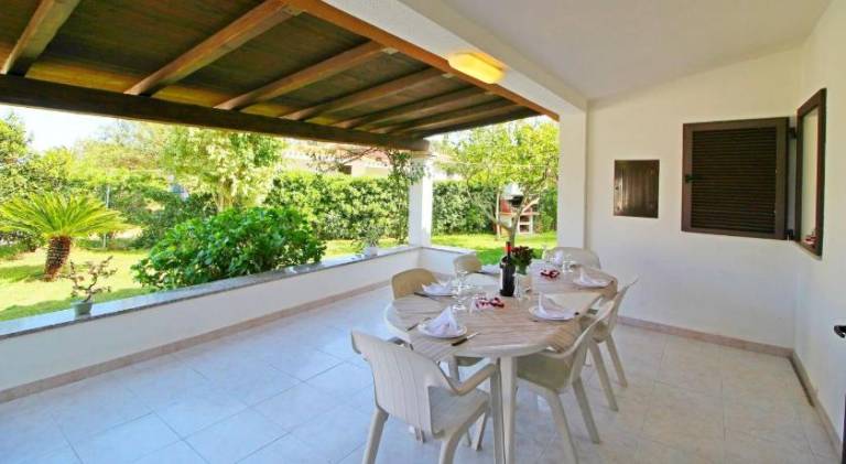 Vacation home with 3 rooms for 8 persons in Muravera