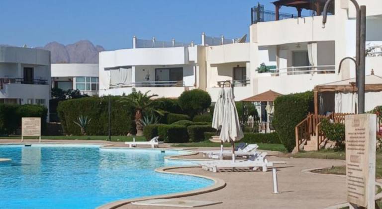 Holiday apartment with pool — photo 3