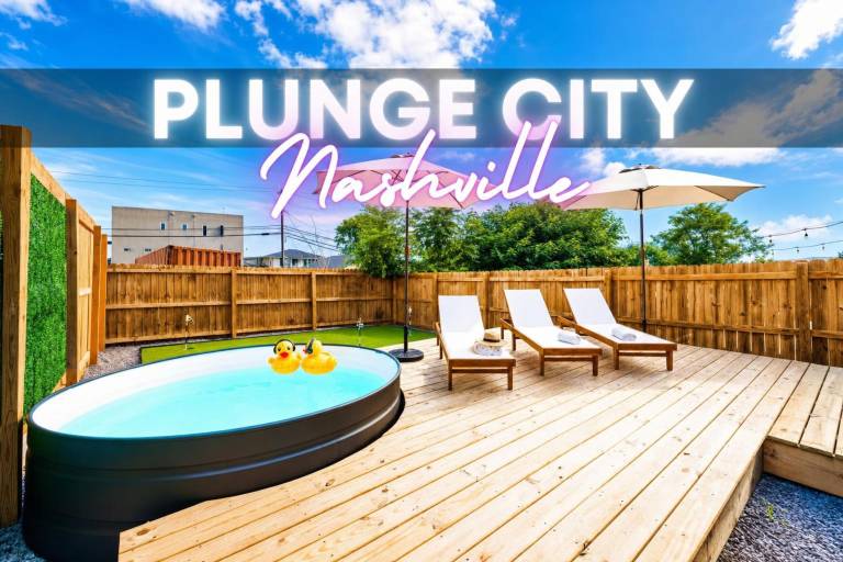 City Views Pool Hot Tub Mini Golf