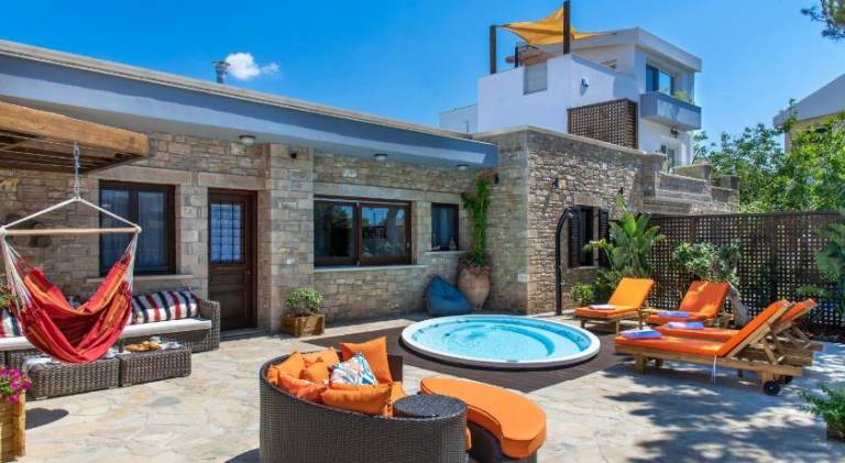 Paradisos luxury villas next to beach — photo 3