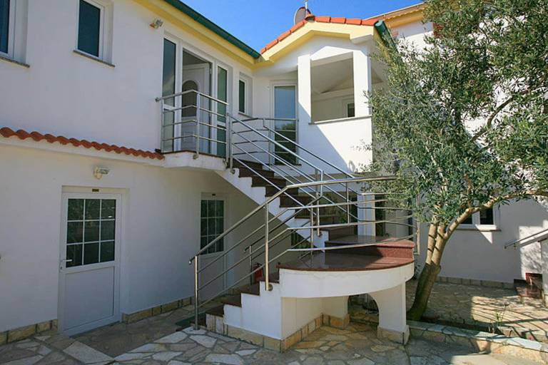 Beautiful apartment with pool | Beach nearby | Pets allowed — photo 2