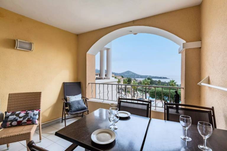 Residence le Village de Cap Esterel - maeva Home - Air-conditioned apartment sea view 2 rooms 4 people - Selection in Saint-Raphaël