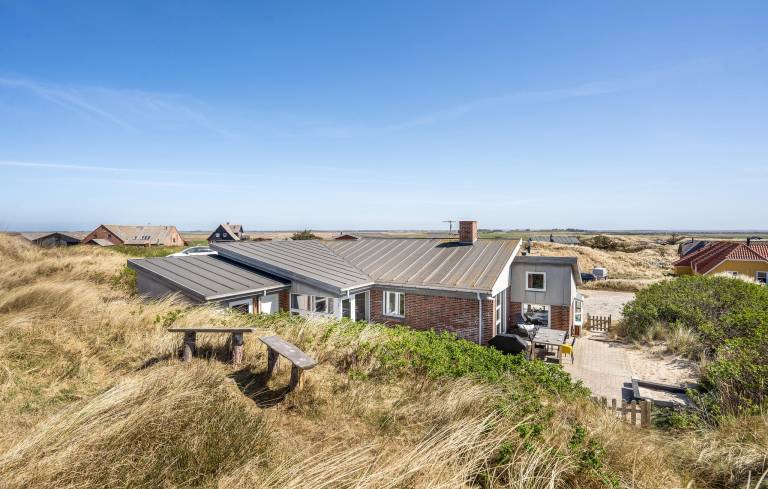 Ferienhaus mit Hund in Houvig Strand f&uuml;r max. 10 Personen