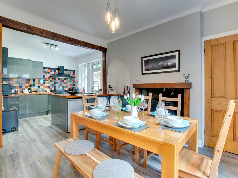 Cottage with garden & barbecue | Water view — photo 4