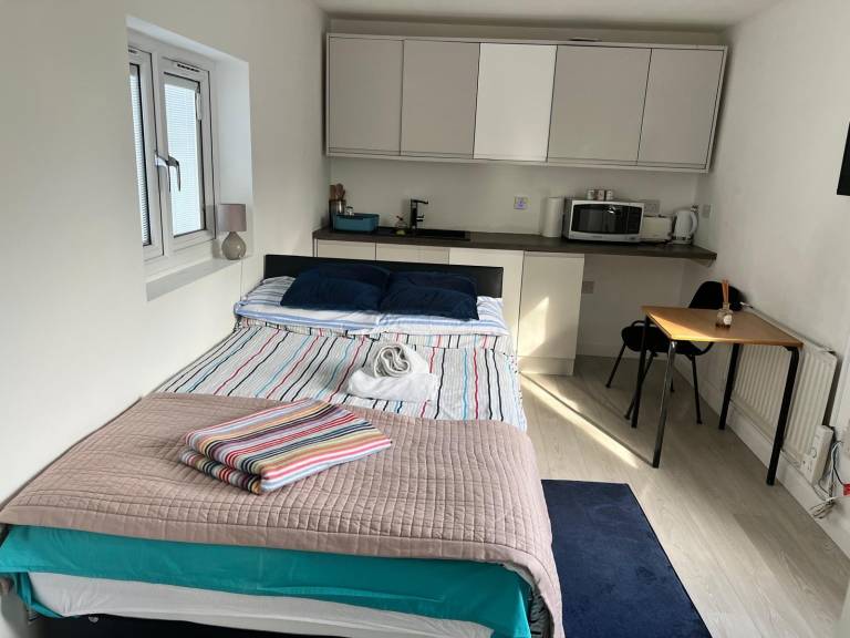 Ldn Studio Free Parking 15 min to Elizabeth Line