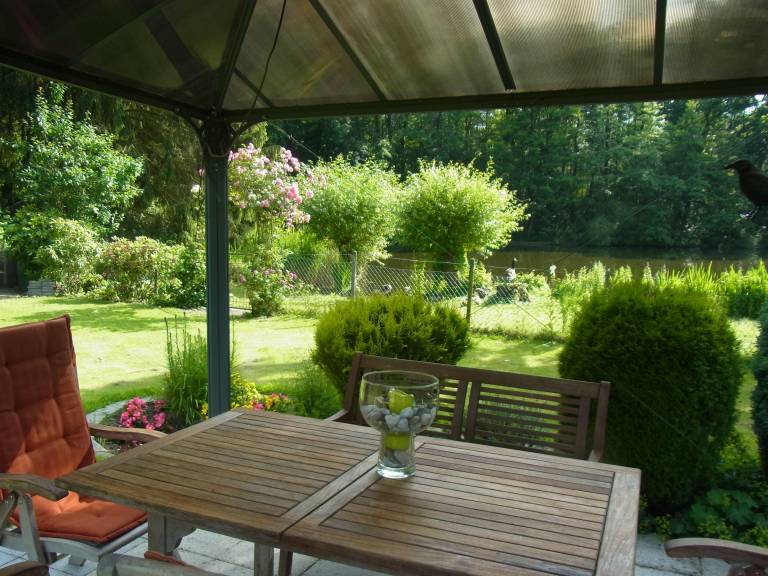 Fully equipped apartment with yard & BBQ | Garden view | Perfect for remote work | Dogs allowed — photo 2