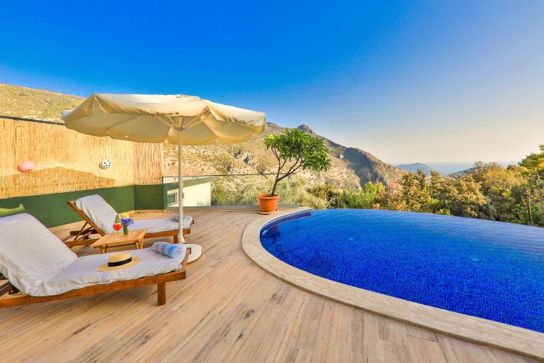 Villa with hot tub, barbecue & private pool | Good for workation — photo 3
