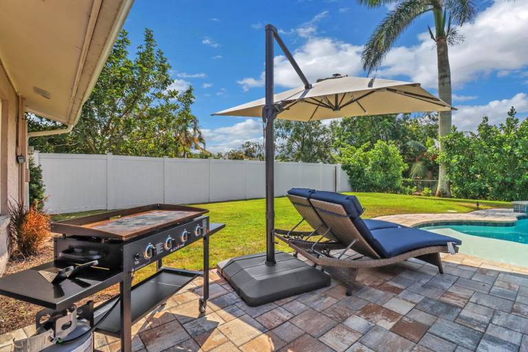 Pool Home Near Downtown, 5th Ave, Beaches and Pier — photo 4