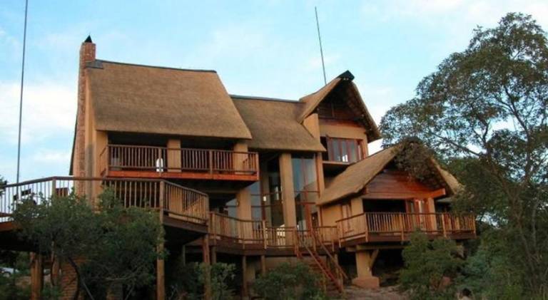 350 m&sup2; Ferienhaus