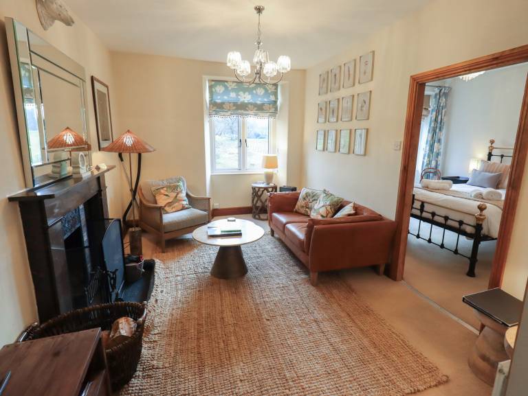 Cottage with garden | Beach view — photo 3