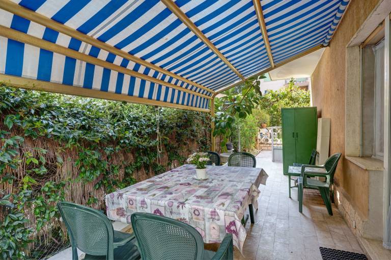 Holiday apartment with yard | Garden view | Suitable for remote work — photo 3