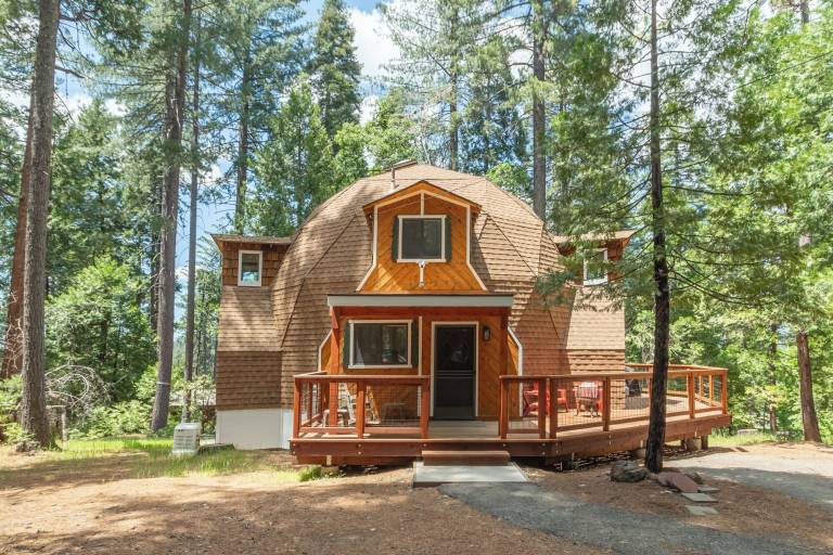Cabin Arnold