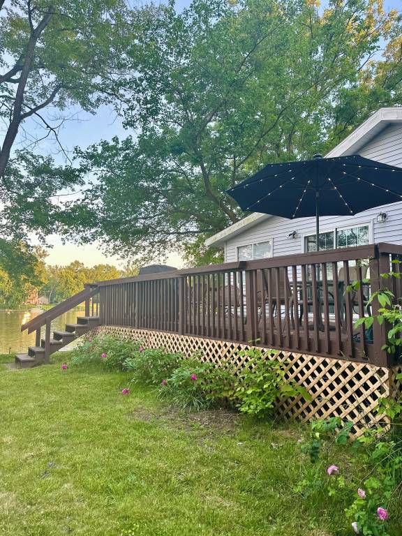 Cottage Comstock Park