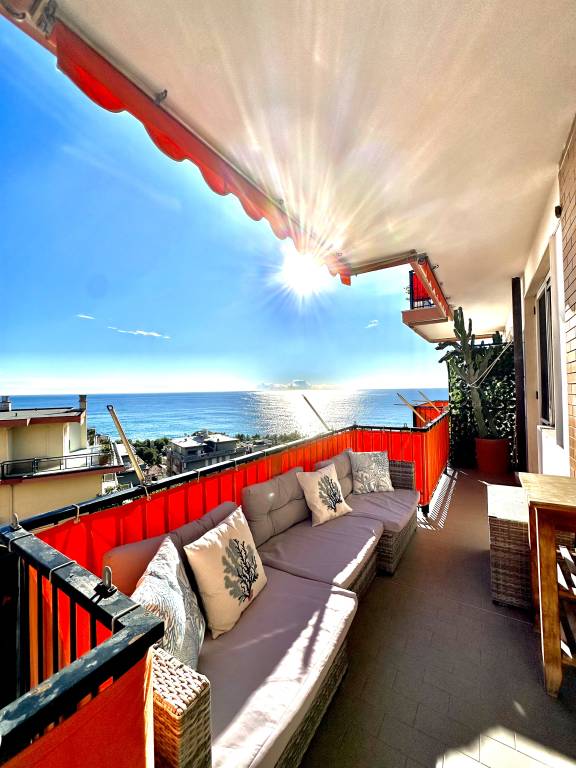 Ferienwohnung in Sanremo, Italienische Riviera f&uuml;r max. 5 Personen