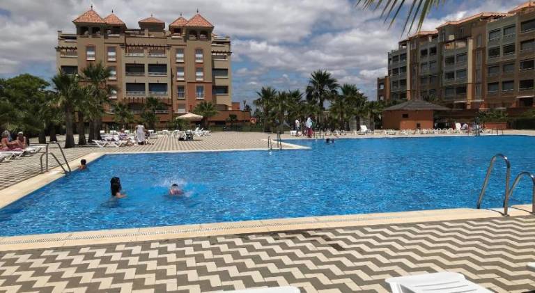 Beautiful holiday apartment with pool | Beach nearby | Pets are welcome — photo 3