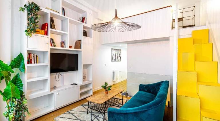 Holiday apartment with 3 rooms for 6 persons in Paris