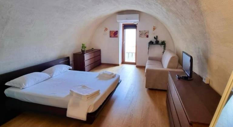 Apartment with 1 room for 4 persons in Matera