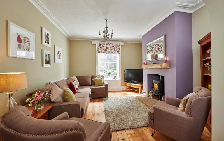 Cottage with garden in Whitby