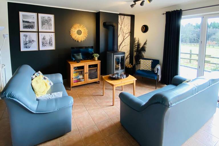 Family-oriented house with yard, terrace & barbeque | Nature view | Pet-friendly — photo 2