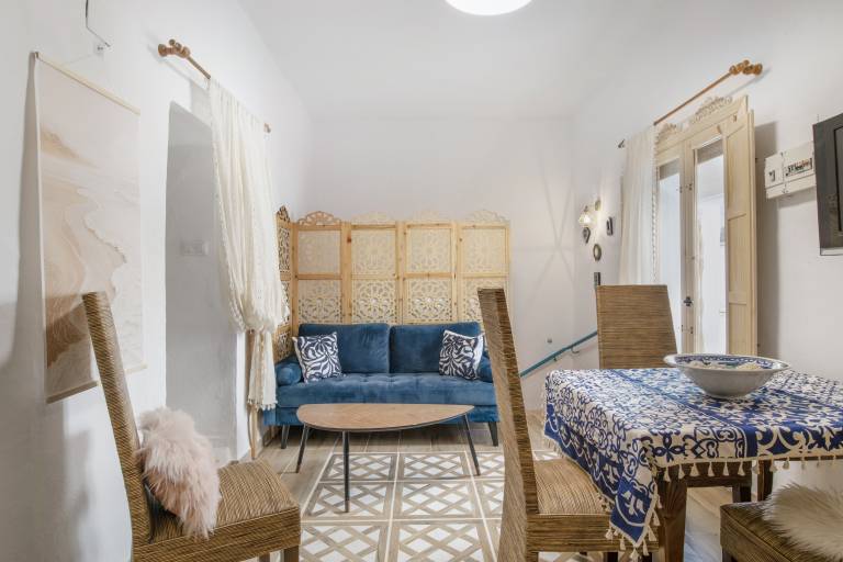 Holiday Home 'Casa Bohemia' with Lake Views, Shared Terrace and Air Conditioning — photo 2