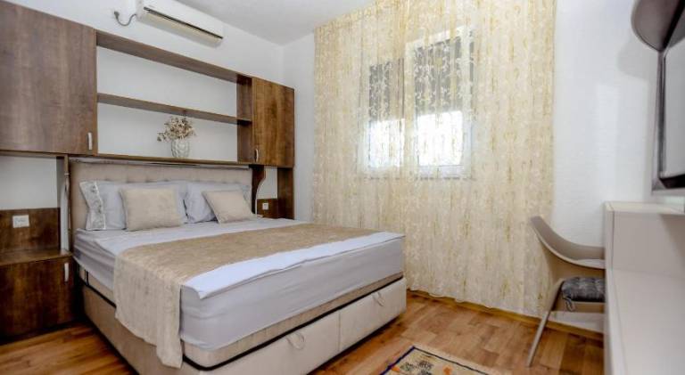 Children-friendly rental apartment with terrace, BBQ & garden | Next to the beach | Pets are welcome — photo 2