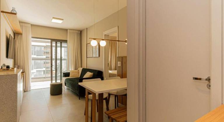 Rental apartment with pool in Olímpia