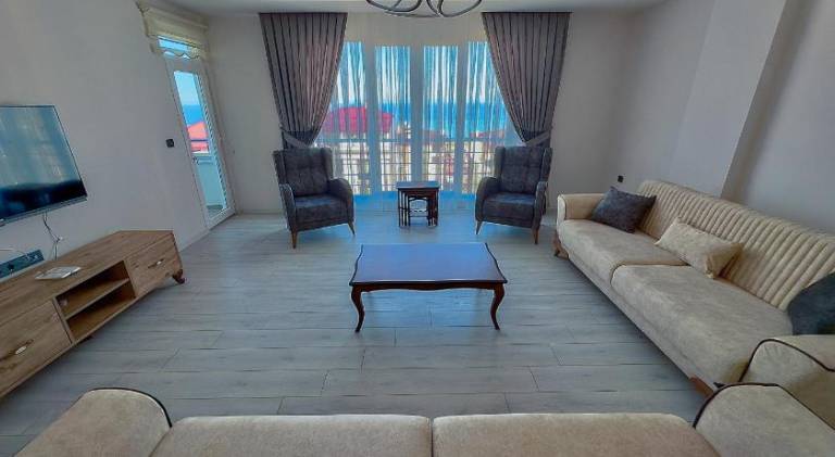 Children-friendly serviced apartment with yard & terrace | Good for workation | Pet-friendly — photo 2