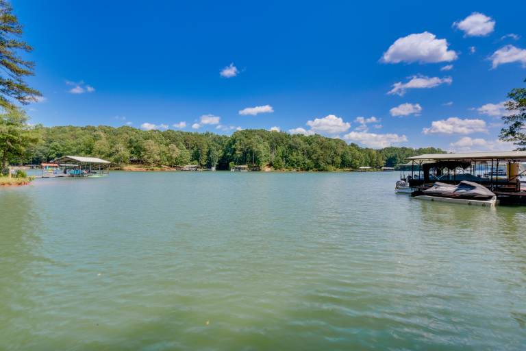 Lakefront Fair Play Vacation Rental, Pets Welcome! — photo 2