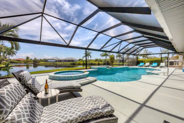 House  Gardens of Gulf Cove