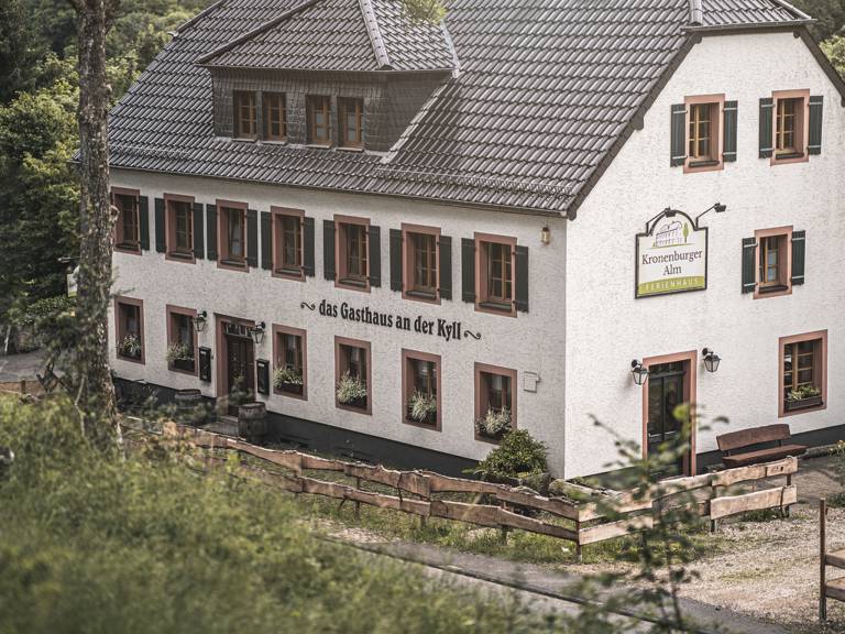400 m&sup2; Ferienhaus