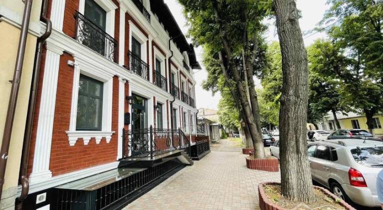 Apartament z hotelowymi udogodnieniami Kiszyniów